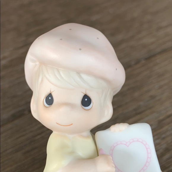 Precious Moments - Loving You Dear Valentine - Picture 2 of 8